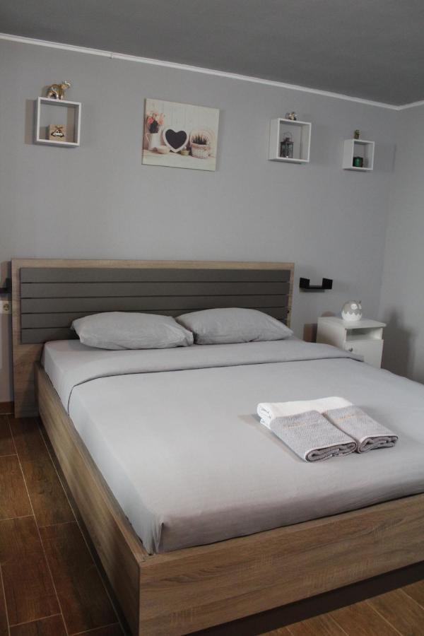Apartman Daca Podgorica Exteriér fotografie